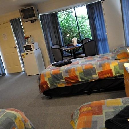 West City Motel Ardeer Экстерьер фото