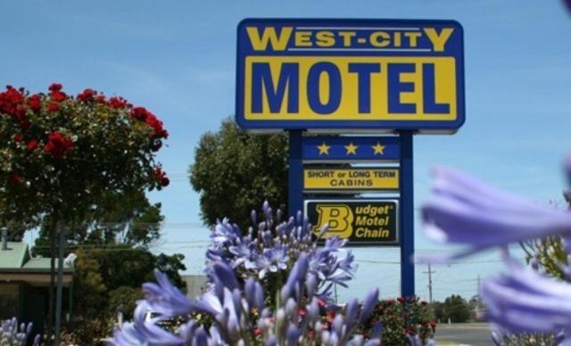 West City Motel Ardeer Экстерьер фото