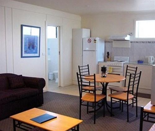 West City Motel Ardeer Экстерьер фото